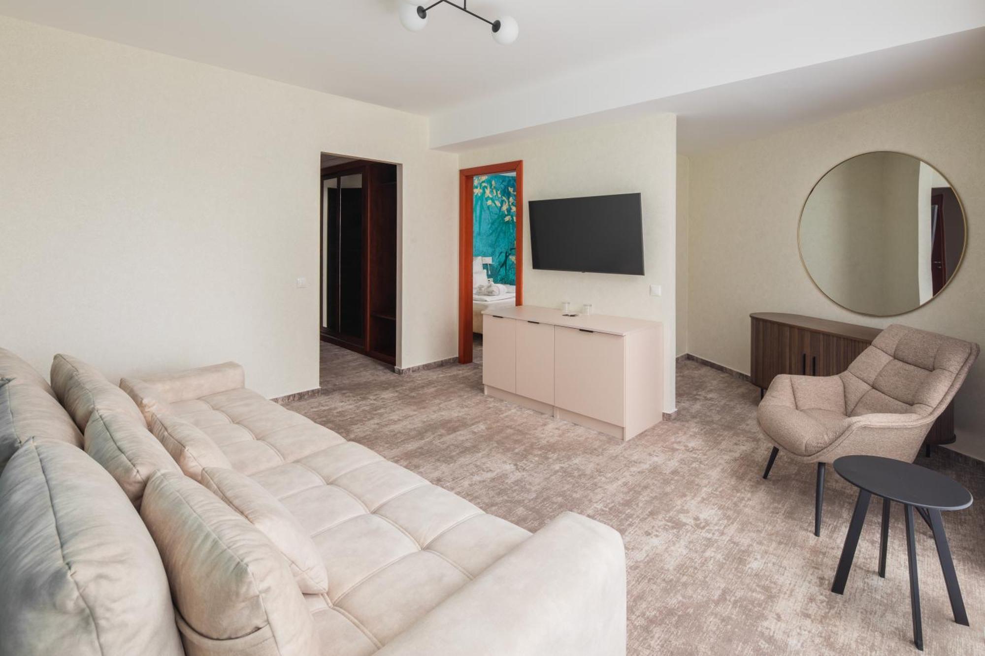 Hotel Atlantis Wellness & Conference 4*