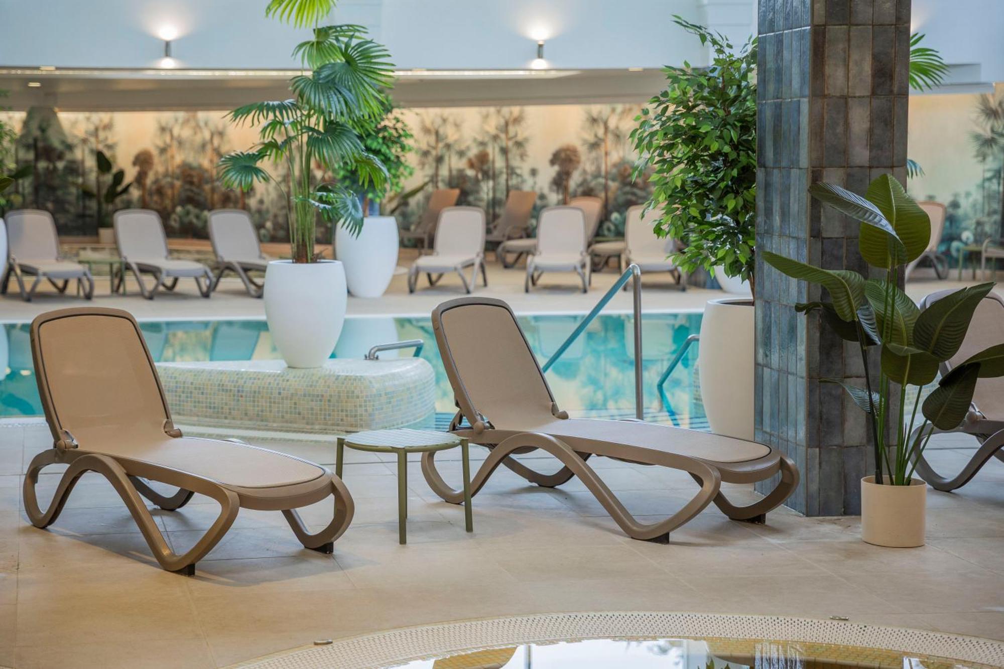 Atlantis Wellness & Conference Hotel