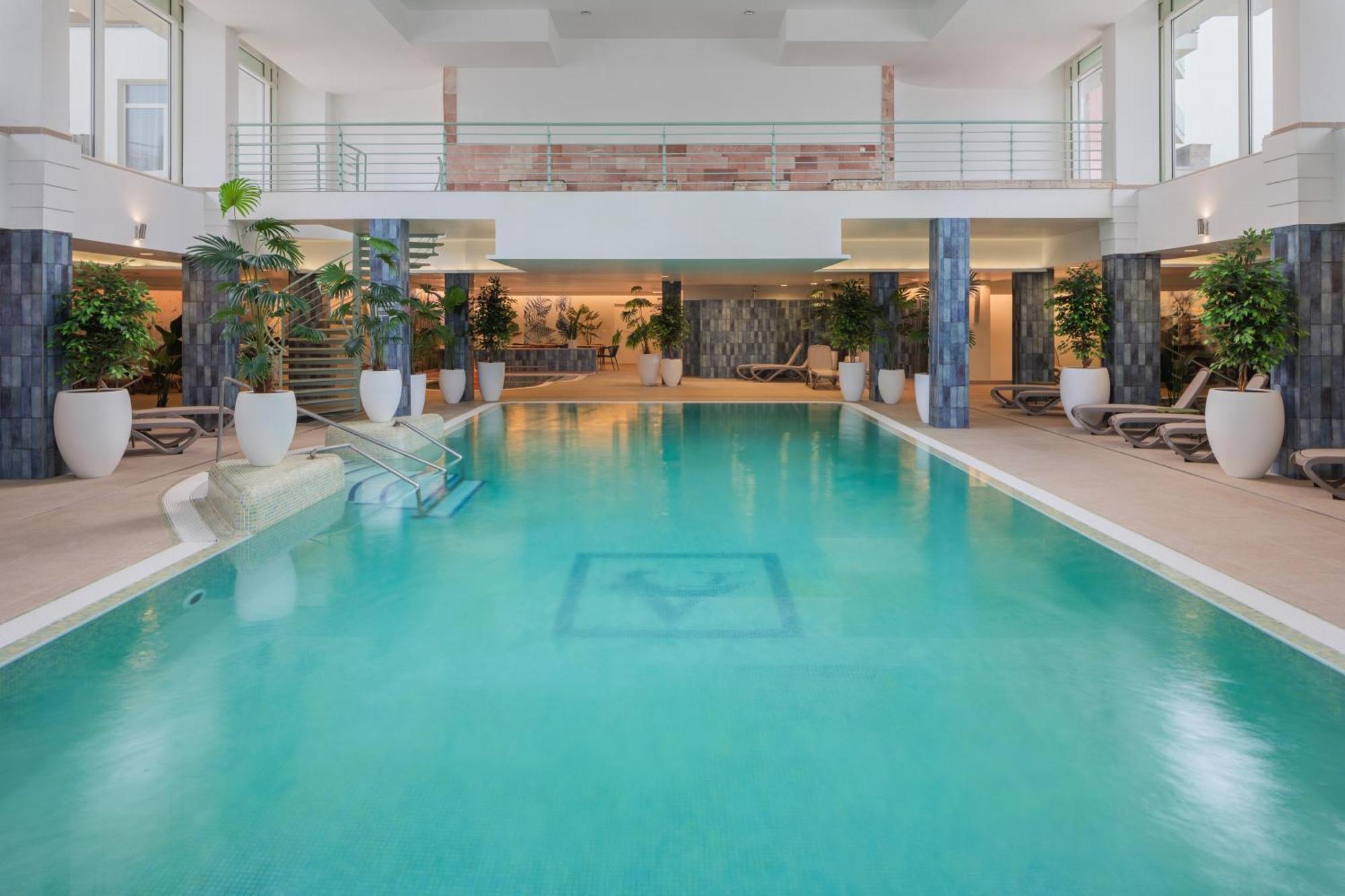 Hotel Atlantis Wellness & Conference 4*