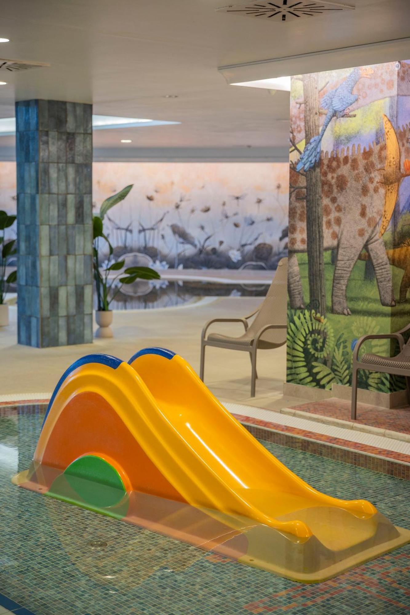 Atlantis Wellness & Conference Hotel