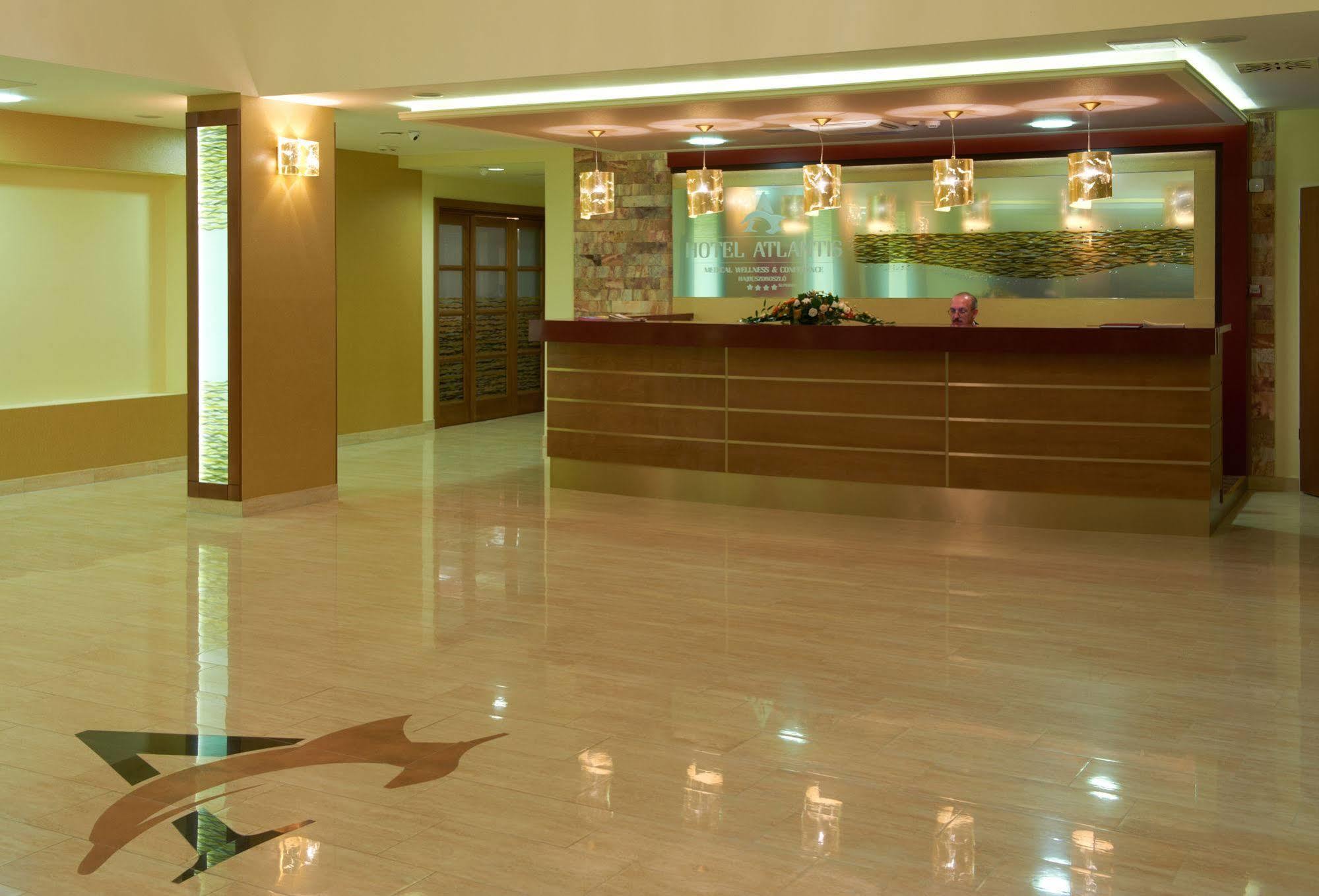 Hotel Atlantis Wellness & Conference 4*